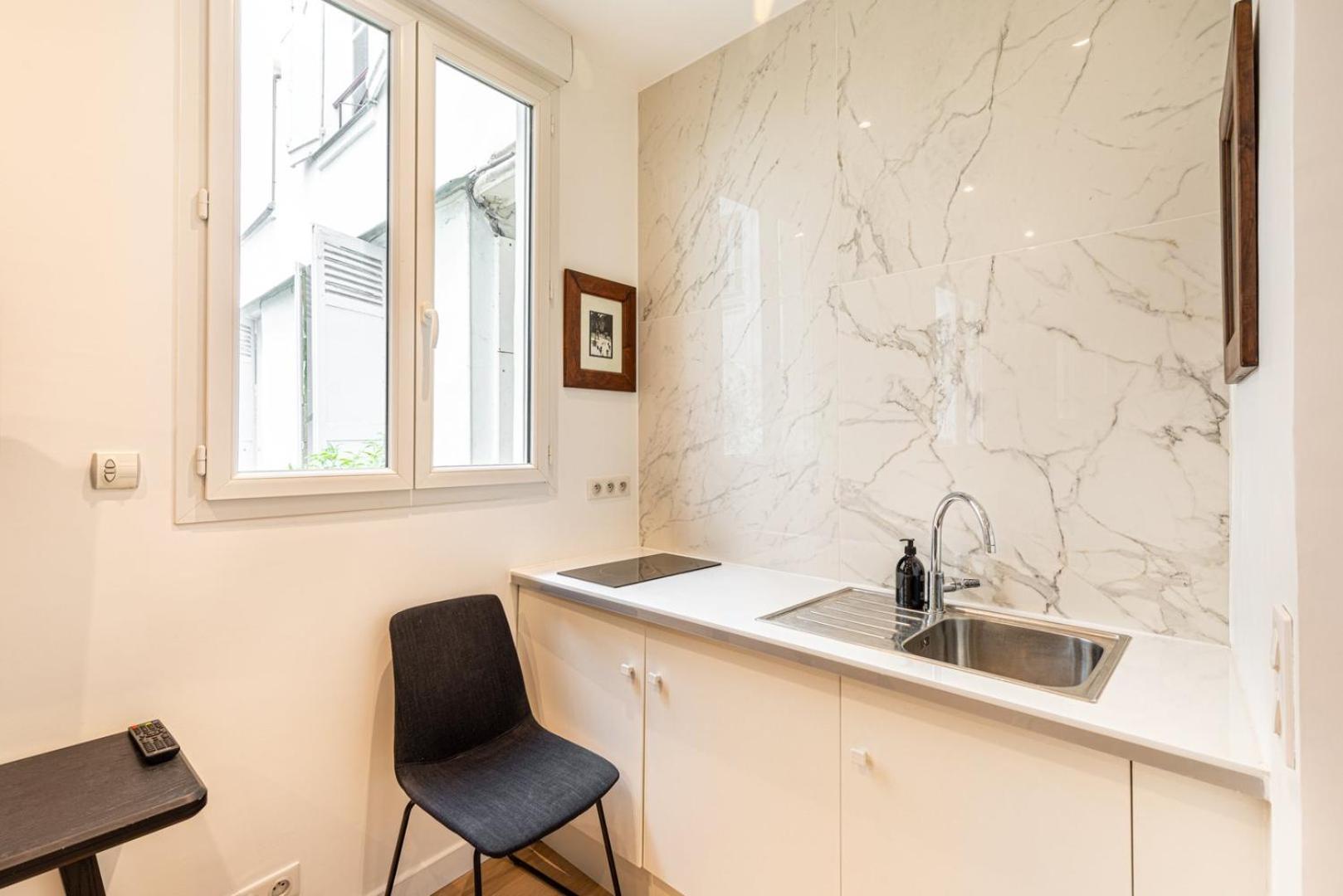Guestready - Elysee Palace Marble Haven ปารีส ภายนอก รูปภาพ